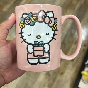 Hello Kitty Plant Mug
